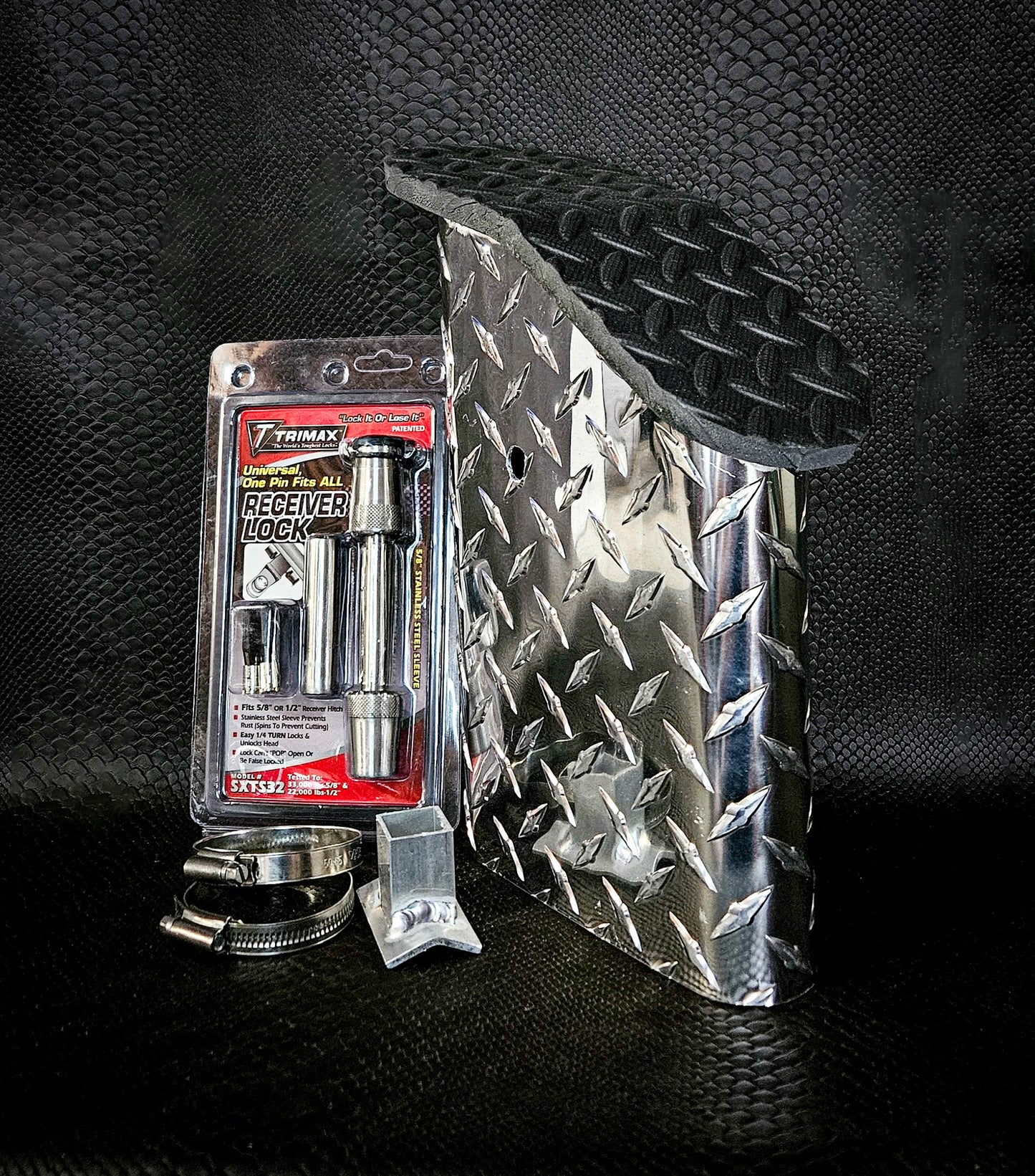 Trailgate™ (Receiver Lock Included)